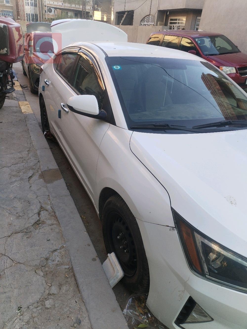 هيونداي النترا